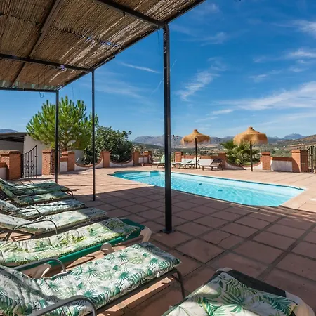 Minerva Country house